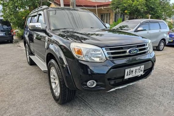 Selling Black Ford Everest 2014 in Antipolo