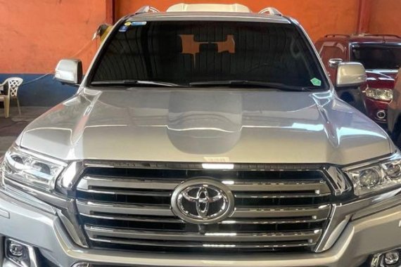 Selling Silver Toyota Land Cruiser 2019 in Quezon