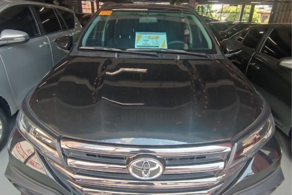 Selling Black Toyota Rush 2020 in Quezon 