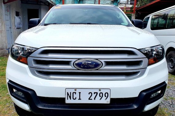 Sell White 2016 Ford Everest in Caloocan