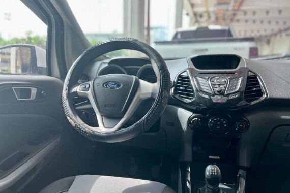 White Ford Ecosport 2015 for sale in Makati