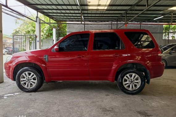 Selling Red Ford Escape 2010 in Las Piñas