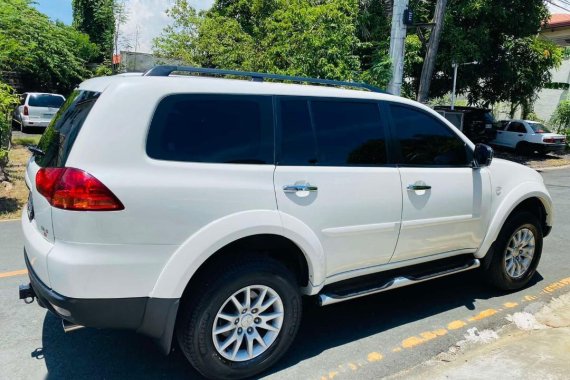 White 2012 Mitsubishi Montero for sale in Makati