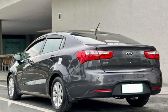 Selling Grey Kia Rio 2013 in Makati