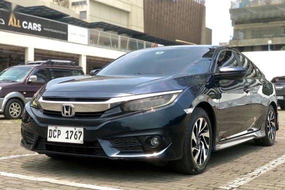 Selling Black Honda Civic 2016 in Manila