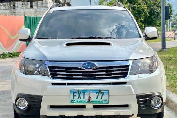 Selling Pearl White Subaru Forester 2010 in Manila