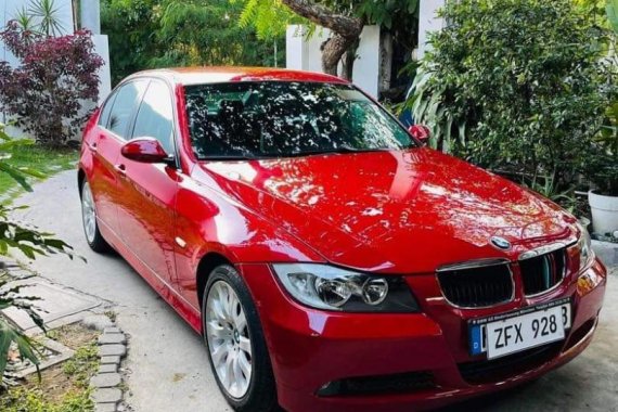 Sell Red 2006 BMW 320I in Las Piñas