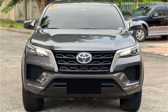 Selling Grey Toyota Fortuner 2021 in Muntinlupa