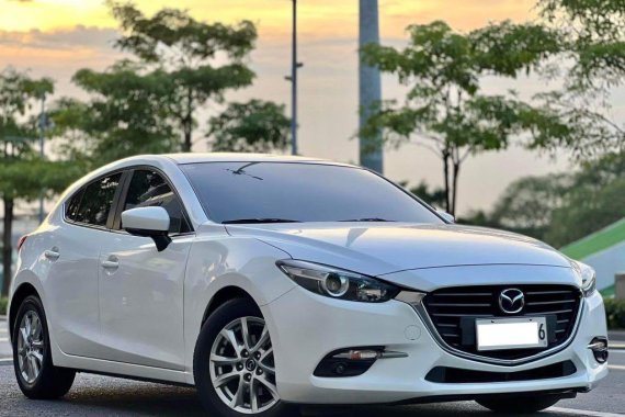 Sell White 2017 Mazda 3 in Makati