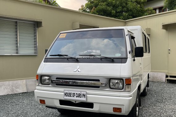 Mitsubishi L300 FB Deluxe Dual Aircon 