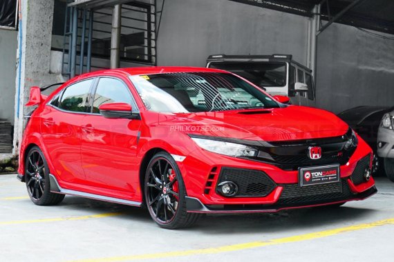 Well kept 2017 Honda Civic Type R 2.0 VTEC Turbo for sale