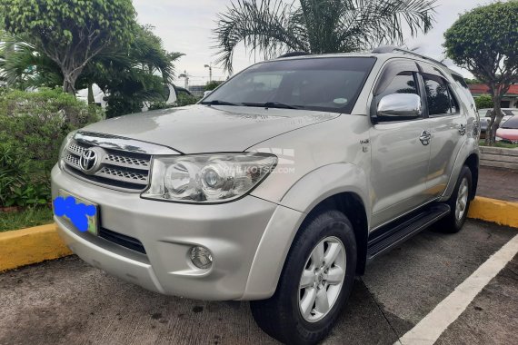 FOR SALE!!! Silver 2010 Toyota Fortuner  2.4 G Diesel 4x2 AT affordable price