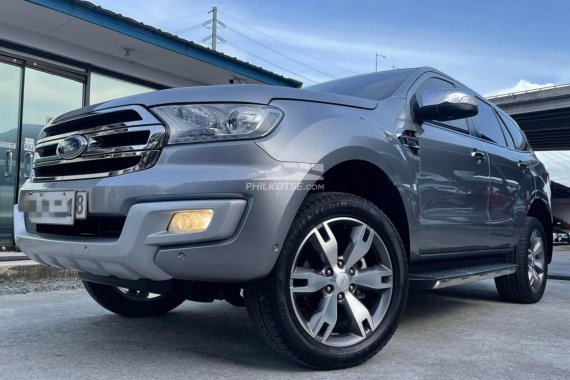 Panoramic Sunroof. Low Mileage. Almsot New. Smells New. Ford Everest Titanium Plus AT