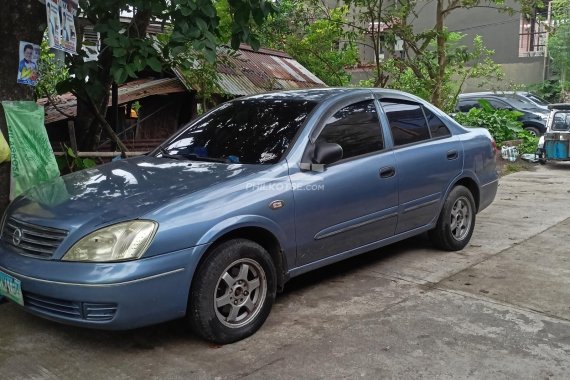 Selling Sky blue 2004 Nissan Sentra  second hand