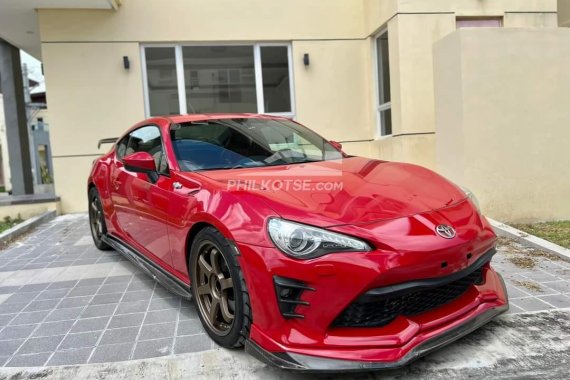 Hot deal alert! 2013 Toyota 86  2.0 AT for sale at 