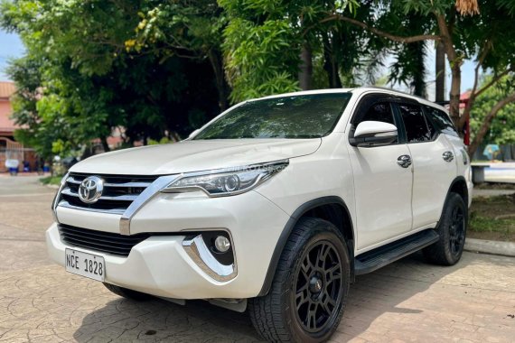 2nd hand 2016 Toyota Fortuner  2.4 V Diesel 4x2 AT for sale in good condition