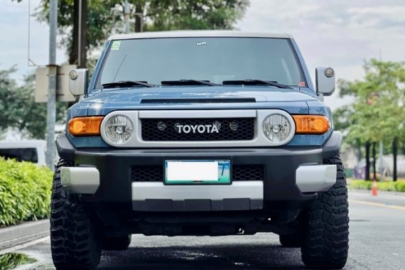 2014 Toyota FJ Cruiser 4x4 A/T‼️