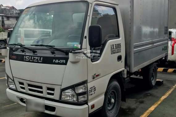 FOR SALE!!! White 2017 Isuzu Nhr  affordable price