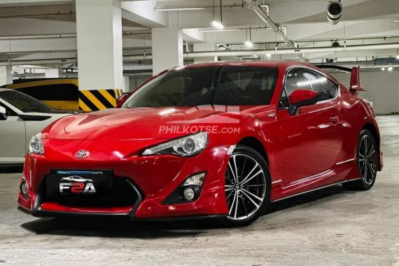 Sell second hand 2013 Toyota 86  2.0 AT