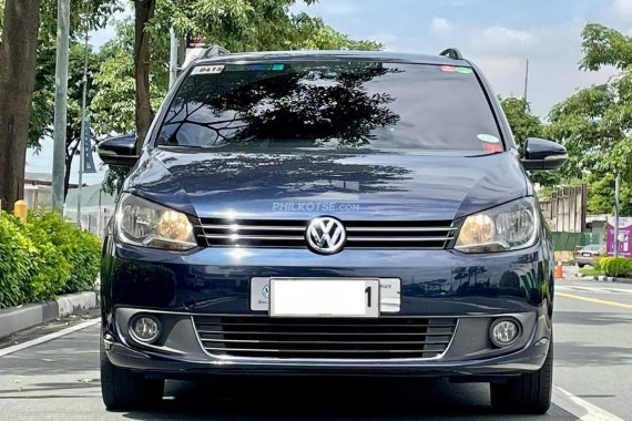 Well kept 2014 Volkswagen Touran 2.0 7 Seater Diesel AT for sale