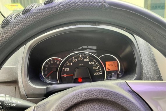 Selling Grey 2016 Toyota Wigo Hatchback affordable price