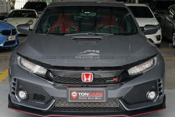 FOR SALE!!! Grey 2018 Honda Civic Type R 2.0 VTEC Turbo affordable price