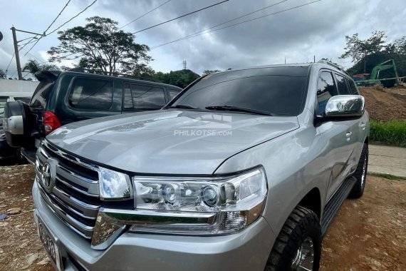 Second hand 2010 Toyota Land Cruiser  4.5L DSL AT for sale