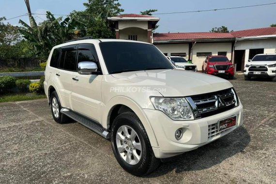 Sell 2nd hand 2013 Mitsubishi Pajero  GLS 3.2 Di-D 4WD AT