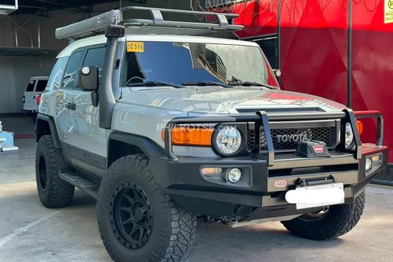 Used 2018 Toyota FJ Cruiser  4.0L V6 for sale in good condition