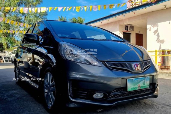 2012 Honda Jazz  1.5 V CVT for sale by Verified seller