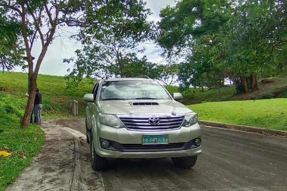 2014 Toyota Fortuner 2.4 G Diesel 4x2 AT FOR SALE~