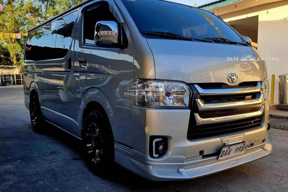 WOW HOT 2021 Toyota Hiace  Commuter 3.0 M/T