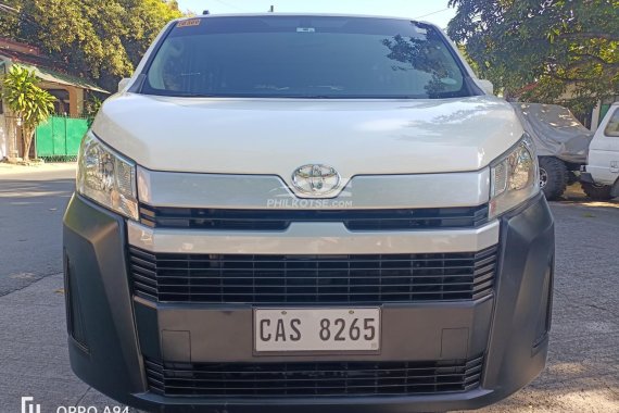 2020 TOYOTA HIACE COMMUTER DELUX 2.8L DIESEL  14k km only