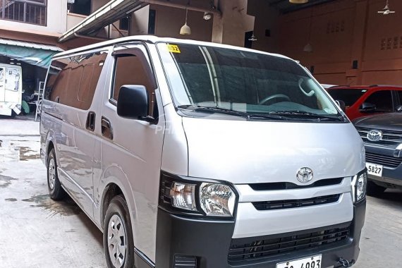 2023 Toyota Hiace Commuter 3.0 M/T 