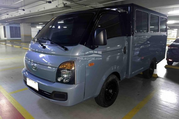 Hyundai H100 2.5 CRDI GL 6MT PE Shuttle Body – DUAL AC (top of the line variant)