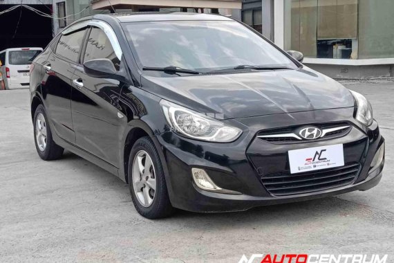 2013 HYUNDAI ACCENT A/T