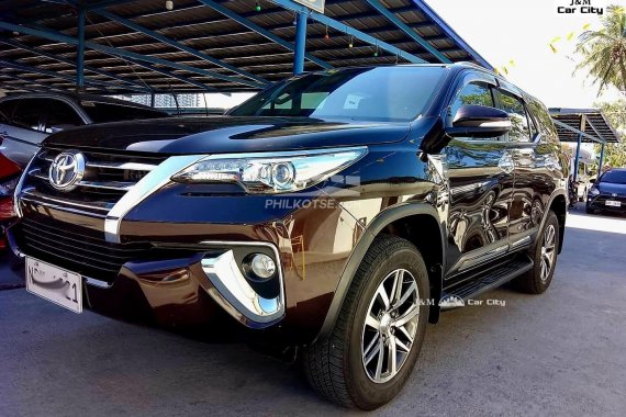 Sell used 2017 Toyota Fortuner  2.4 V Diesel 4x2 AT