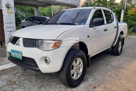 2008 Mitsubishi STRADA 4X2 5 SPEED MANUAL TRANSMISSION FINANCING AVAILABLE!