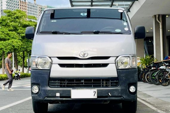 2017 Toyota Hi ace Commuter Manual Diesel 74k kms‼️