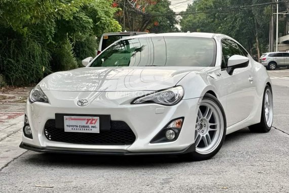 HOT!!! 2013 Toyota GT 86 for sale at affordable price 