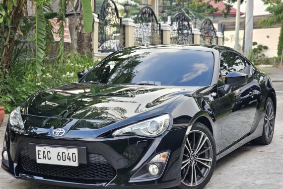 HOT!!! 2014 Toyota GT86 for sale at affordable price 