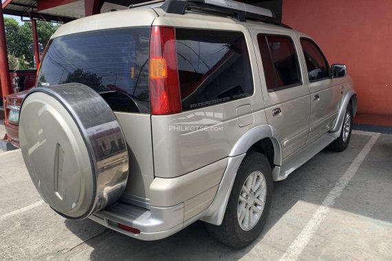 Ford Everest 2005