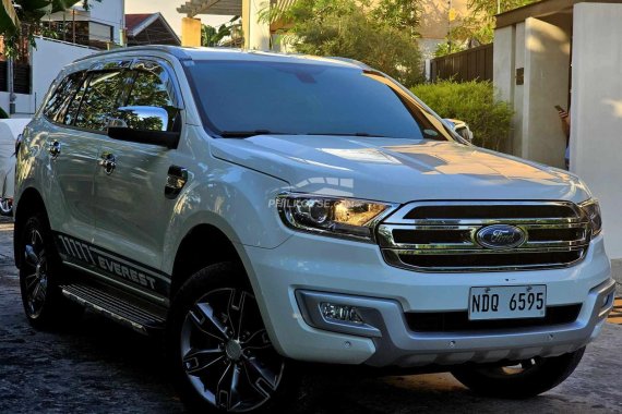 2016 Ford Everest titanium top of the line 4X2