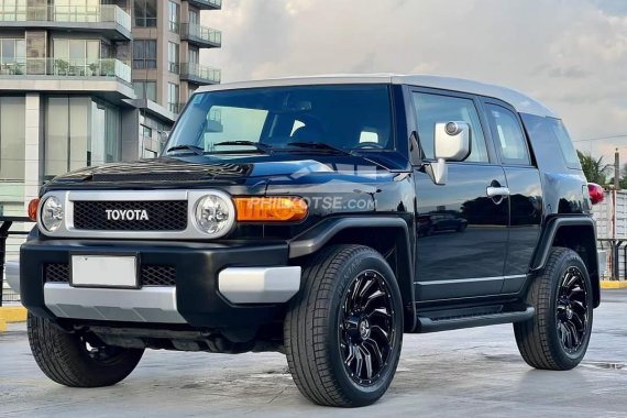HOT!!! 2014 Toyota FJ Cruiser for sale at affordable price 