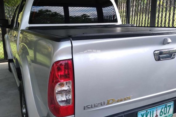 ISUZU D-MAX 2012