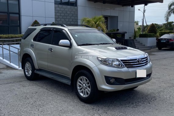 2012 Toyota Fortuner G / 2.5 Diesel Engine 4x2 MT