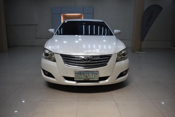 Toyota  Camry  2.4L V White Pearl A/T  318T Negotiable Batangas Area   PHP 318,000