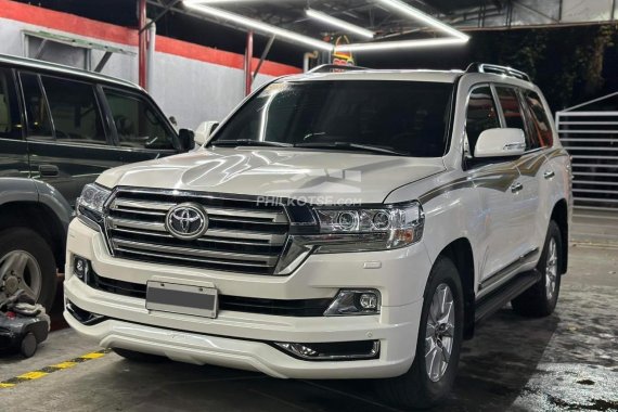 HOT!!! 2019 Toyota Landcruiser LC200 Premium for sale at affordable price 