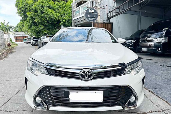 2019 Toyota Camry 2.4V Pearl White For Sale/ Swap!