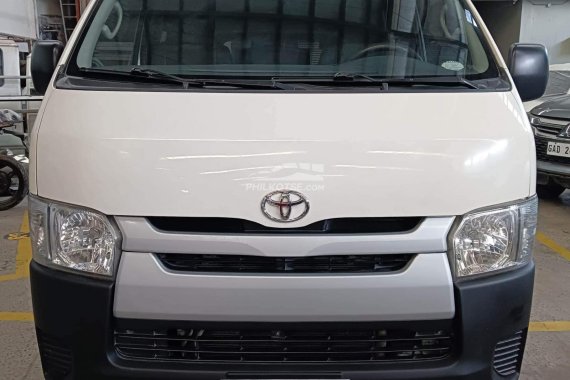 2020 TOYOTA HIACE COMMUTER 3.0 M/T